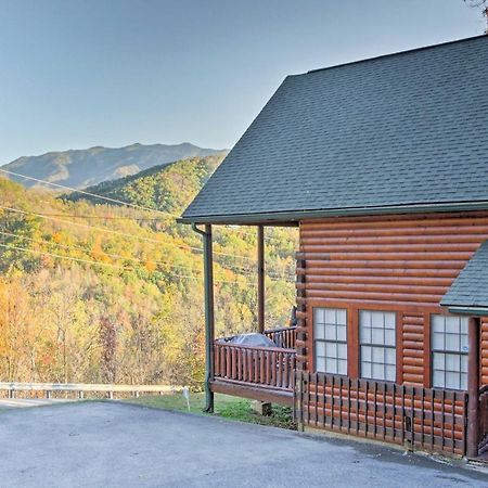 Expansive Gatlinburg Cabin Hot Tub, Deck And Grill! Exterior foto